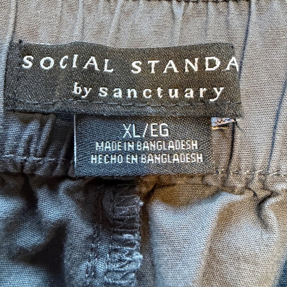 Social Standard by Sanctuary Gray Cargo Joggers Capri Pants XL Elastic Waist - Picture 7 of 10